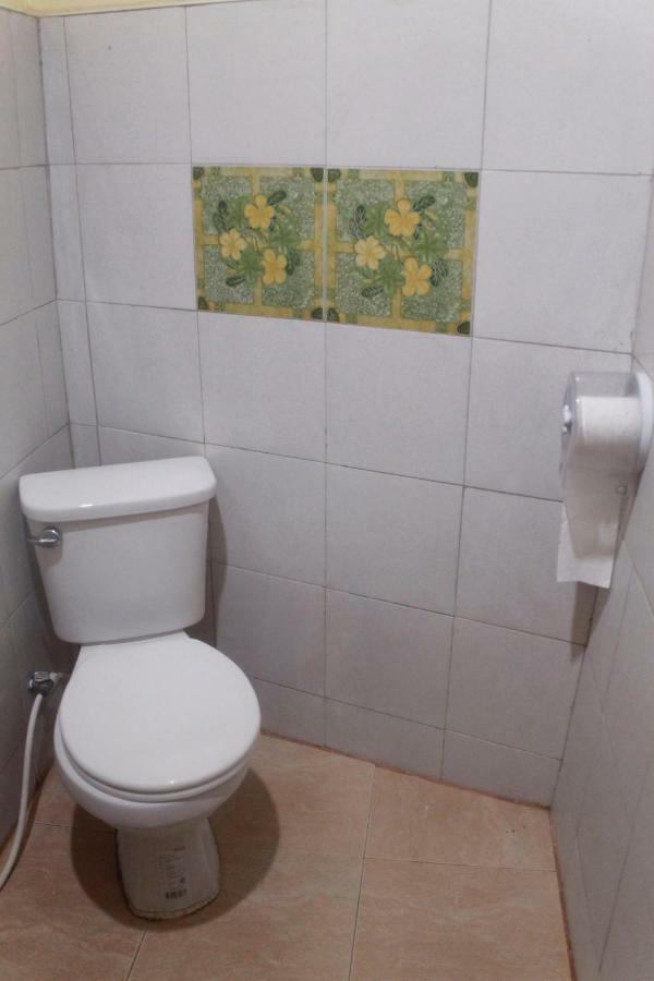 Ban Khun Rin Homestay Амфава Екстериор снимка